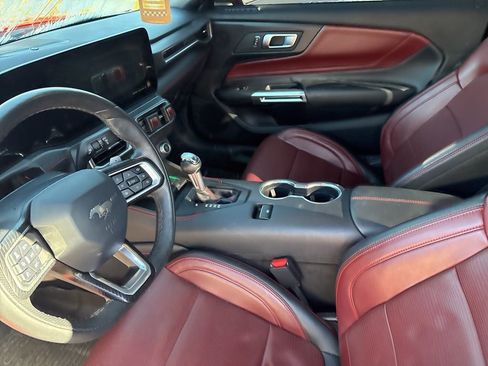 Used 2024 Ford Mustang GT Premium image 11