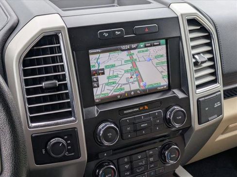 Used 2015 Ford F150 Lariat image 11