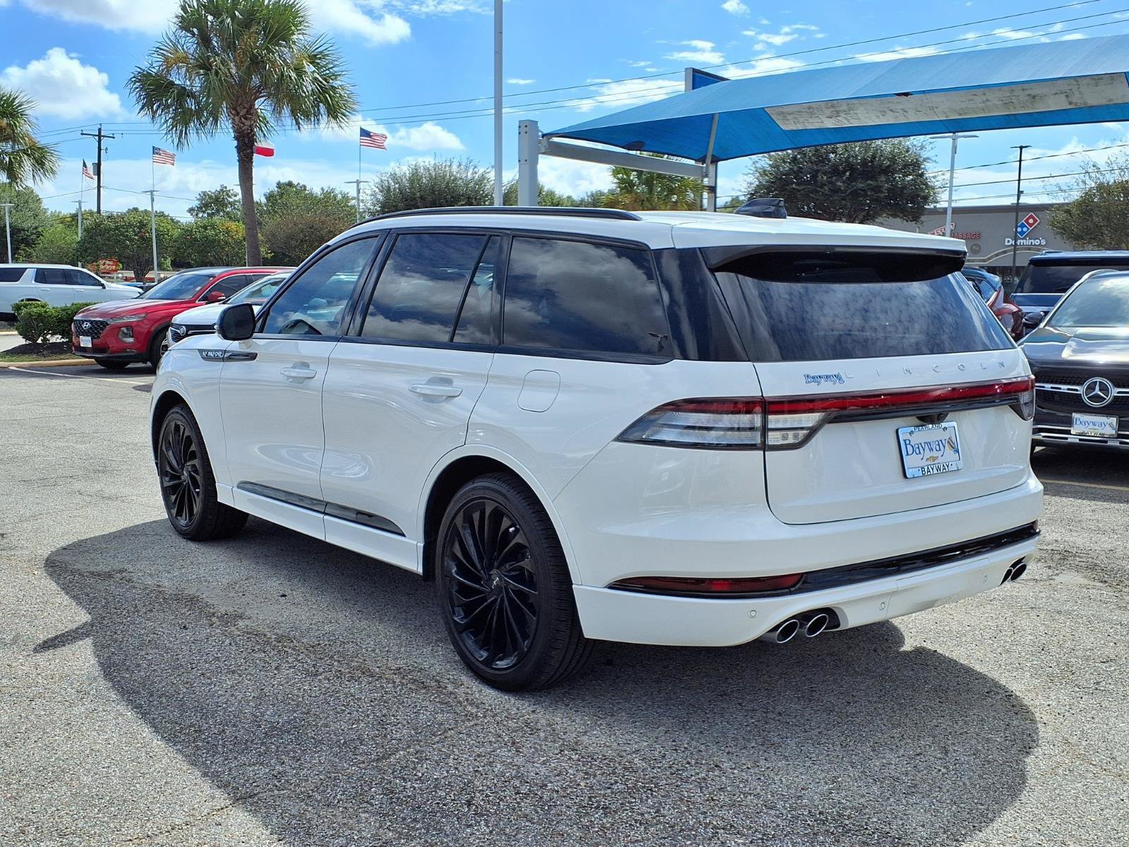Used 2026 Lincoln Aviator Reserve w/ Luxury Package RWD image 23