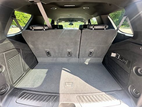 Used 2023 Chevrolet Tahoe LT w/ Luxury Package RWD image 28