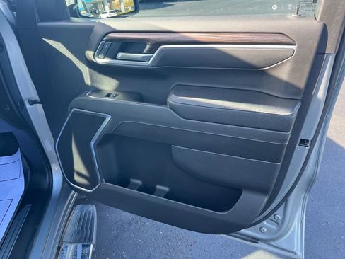 Used 2025 Chevrolet Silverado 1500 LT image 28