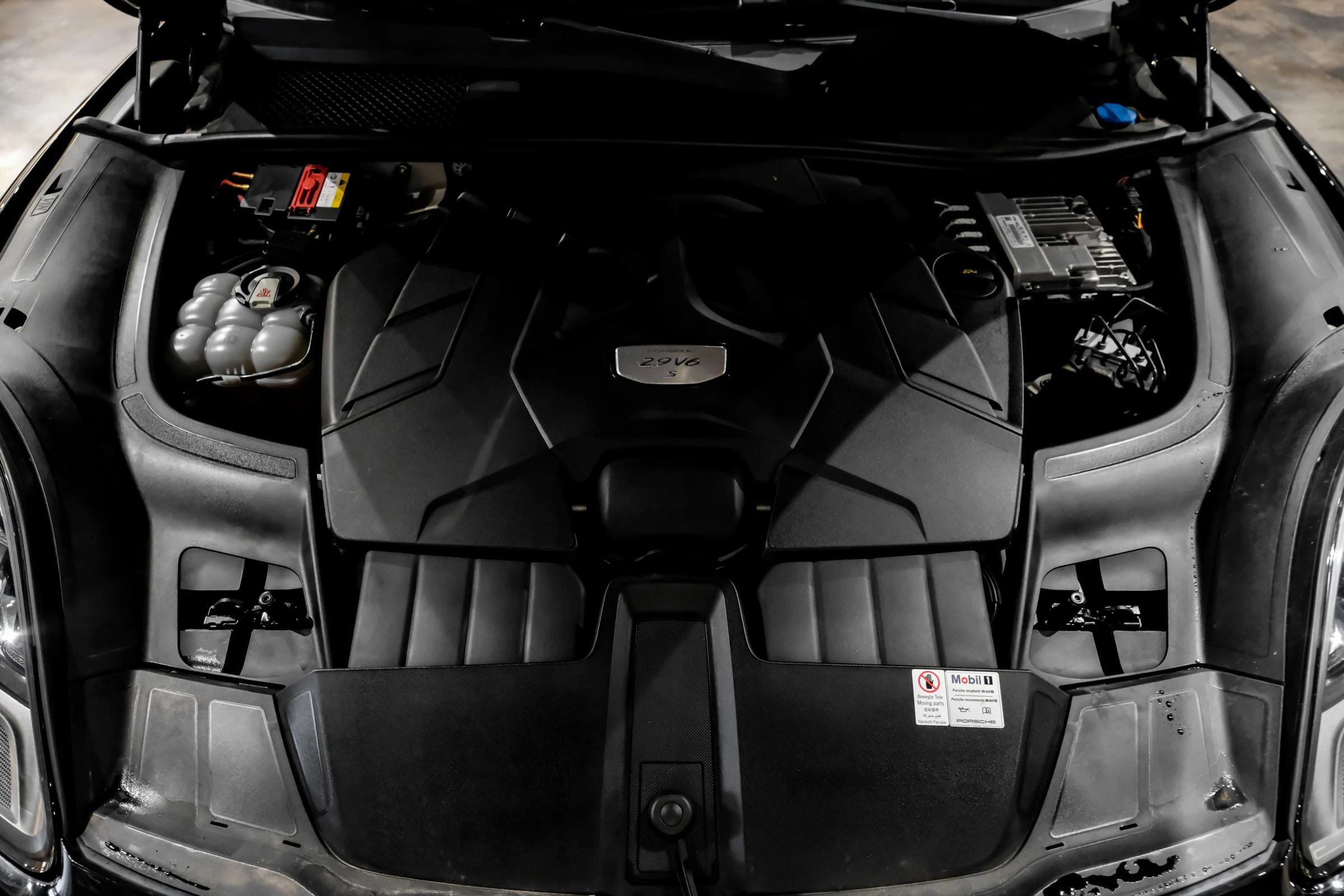 Used 2019 Porsche Cayenne S AWD/4WD image 42