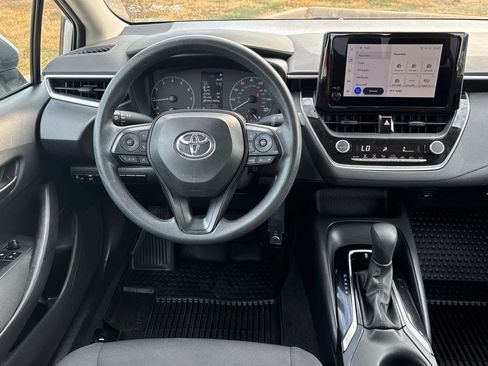 Used 2024 Toyota Corolla LE image 9