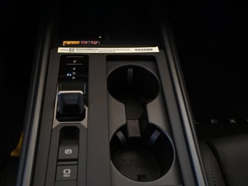 New 2026 Lexus ES 350e FWD image 9