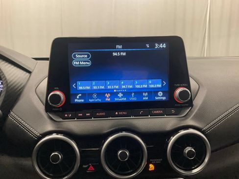 Used 2025 Nissan Sentra SV FWD image 7