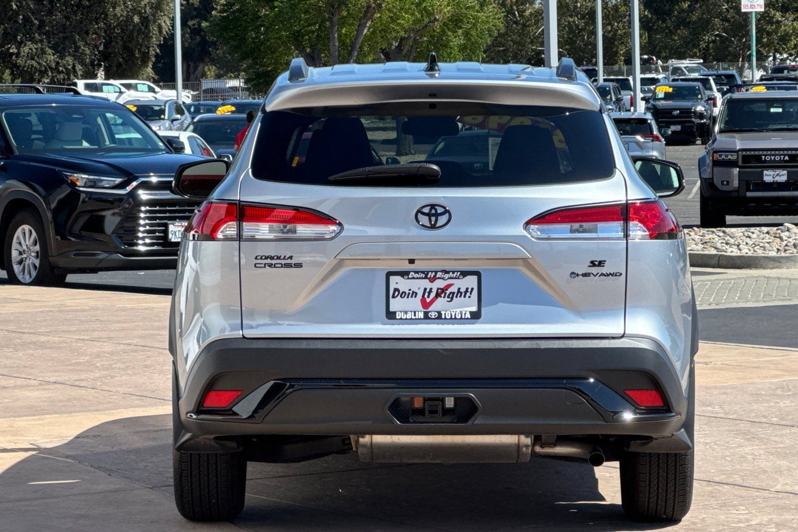 Used 2025 Toyota Corolla Cross AWD Hybrid image 5