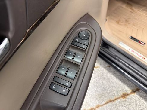 Used 2016 GMC Acadia Denali AWD/4WD image 20