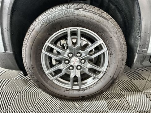 New 2025 GMC Acadia Elevation FWD image 12