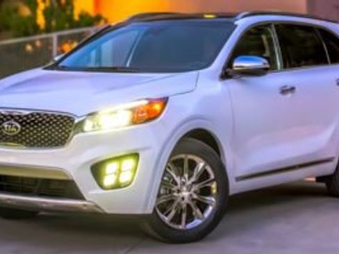 Used 2016 Kia Sorento SX FWD image 1
