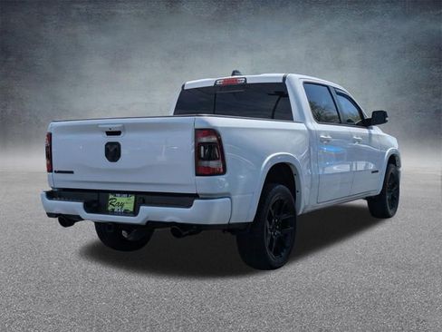 Used 2022 RAM 1500 Laramie AWD/4WD image 3