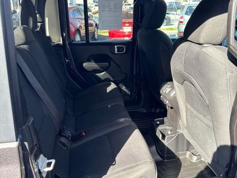 Used 2020 Jeep Gladiator Sport w/ Quick Order Package 24S image 16