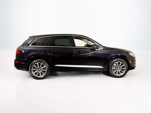 Used 2019 Audi Q7 3.0T Premium Plus w/ Premium Plus Package AWD/4WD image 6