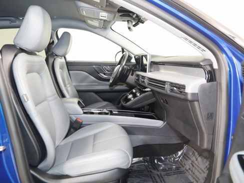 Used 2021 Lincoln Corsair Standard image 11