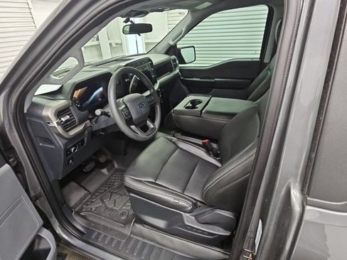 Used 2024 Ford F150 XL RWD image 11