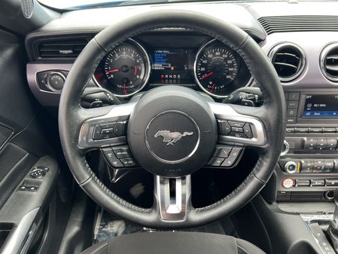 Used 2017 Ford Mustang GT w/ Black Accent Package RWD image 25