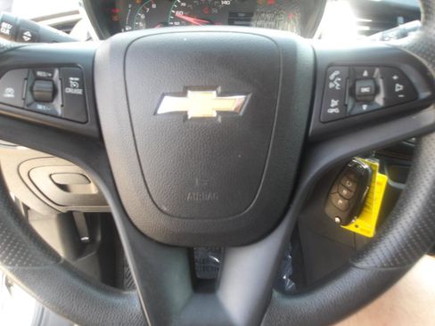 Used 2020 Chevrolet Trax LS w/ Tint and Cruise Package FWD image 20