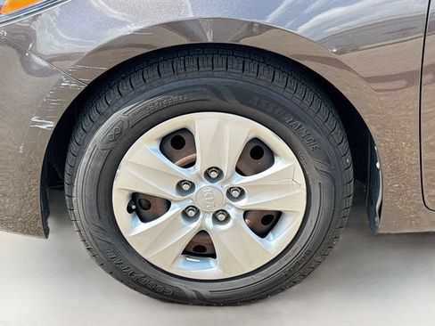 Used 2018 Kia Forte LX w/ LX Popular Package FWD image 28