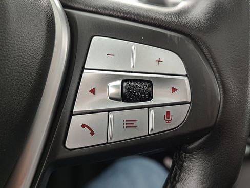 Used 2024 BMW X4 xDrive30i image 13