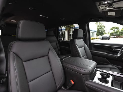 New 2026 Chevrolet Tahoe LT w/ Comfort Package AWD/4WD image 31