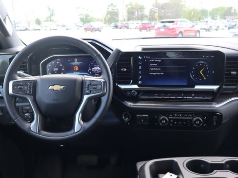 Used 2024 Chevrolet Silverado 1500 LT w/ Protection Package AWD/4WD image 14