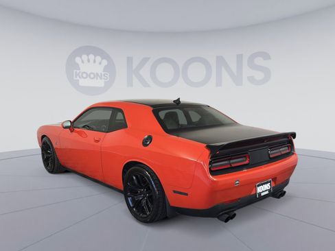 Used 2020 Dodge Challenger R/T Scat Pack image 4