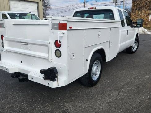 Used 2011 Ford F250 XL w/ XL Value Pkg image 10