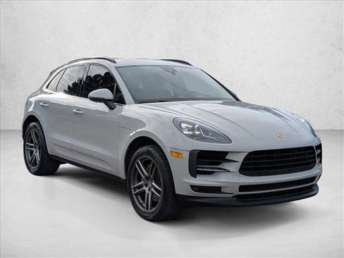 Used 2020 Porsche Macan S w/ Premium Package Plus image 3