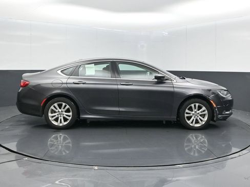 Used 2015 Chrysler 200 Limited w/ Convenience Group image 25