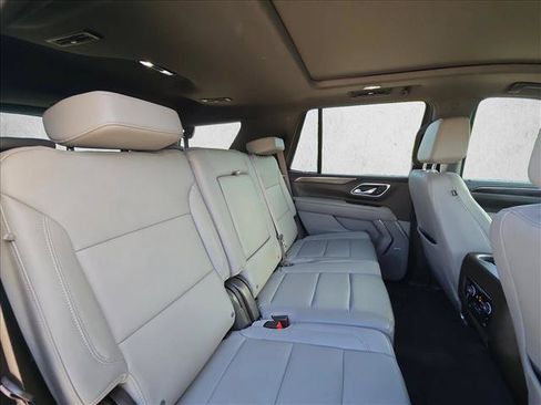 Used 2023 Chevrolet Tahoe Z71 w/ Off-Road Capability Package AWD/4WD image 18