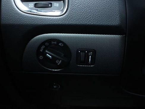 Used 2019 Dodge Durango GT AWD/4WD image 9