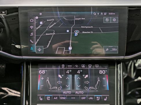 Used 2021 Audi A8 L 3.0T w/ Executive Plus Package image 12