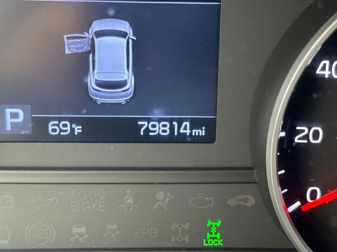 Used 2022 Kia Sportage EX w/ EX Technology Package image 26