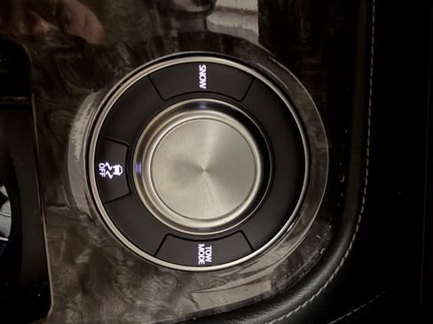 Used 2021 Nissan Armada Platinum w/ Captain's Chairs Package image 20