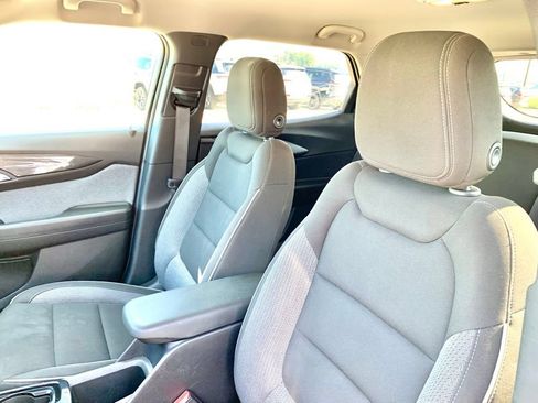 Used 2025 Chevrolet TrailBlazer LT FWD image 13