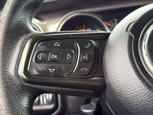 Used 2020 Jeep Wrangler Unlimited Sport image 27