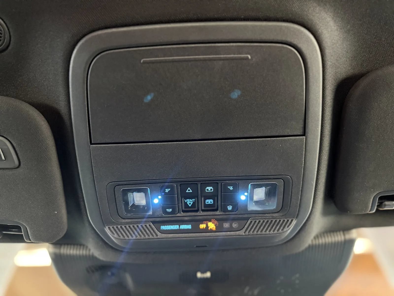 Used 2025 Ford Explorer ST AWD/4WD image 43