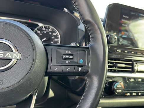 Used 2023 Nissan Pathfinder SL w/ SL Premium Package image 19