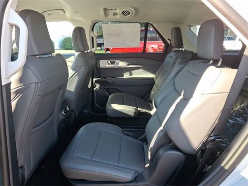 New 2026 Ford Explorer Active image 6