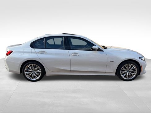 Used 2023 BMW 330e xDrive w/ Driving Assistance Package image 4