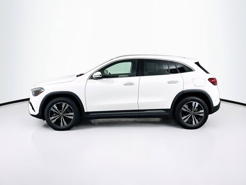 Used 2025 Mercedes-Benz GLA 250 image 4