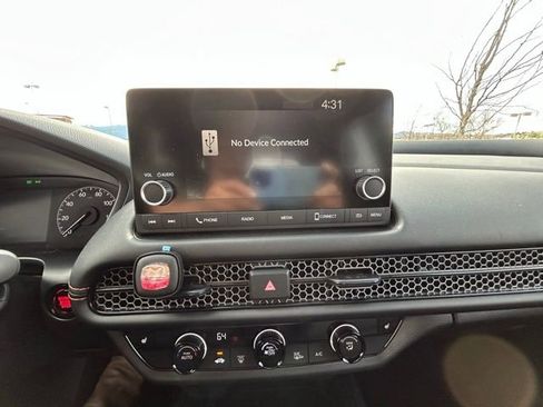 Used 2025 Honda HR-V Sport image 32