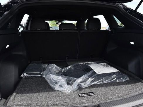 New 2026 Volkswagen Atlas Cross Sport SE AWD/4WD image 23