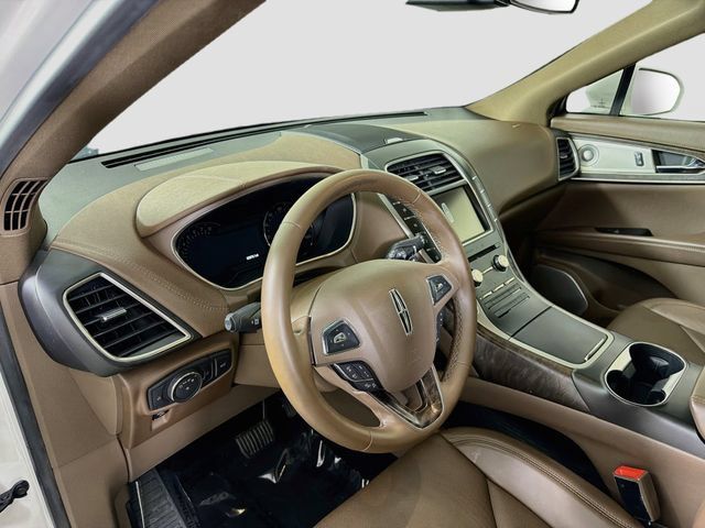 Used 2016 Lincoln MKX Reserve w/ Luxury Package FWD image 9