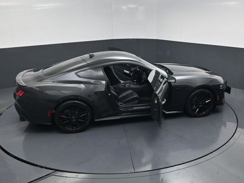 Used 2024 Ford Mustang GT Premium image 22