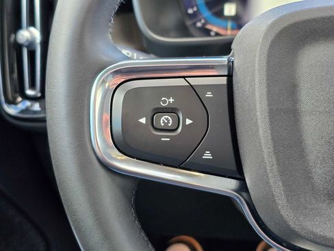 Used 2023 Volvo C40 P8 Recharge Ultimate image 29