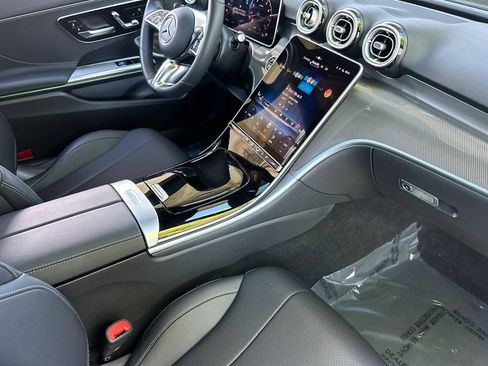 Certified 2024 Mercedes-Benz CLE 300 4MATIC Coupe image 33
