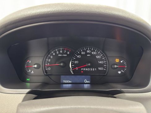 Used 2011 Cadillac DTS Premium image 22