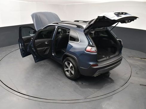 Used 2022 Jeep Cherokee Limited image 28