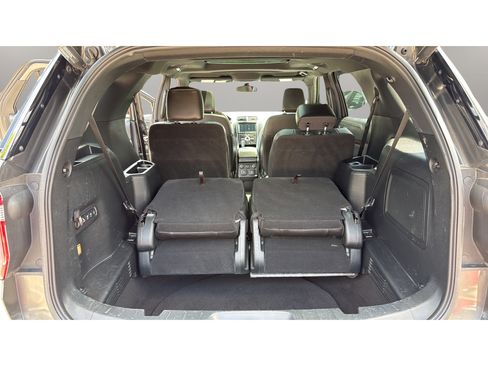 Used 2018 Ford Explorer Platinum AWD/4WD image 22