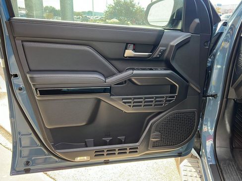 New 2025 Toyota 4Runner Limited image 14